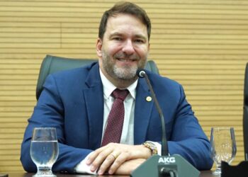 Alex Redano parabeniza prefeituras por participação na campanha “Declare seu Amor