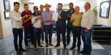 Deputado Marcelo Cruz assegura recurso para construção de camelódromo em Buritis