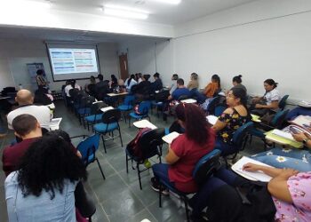 Prefeitura capacita novos vacinadores para atuarem nas unidades de saúde