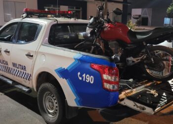 POLÍCIA MILITAR RECUPERA MOTO ANTES DE PROPRIETÁRIO SABER DO FURTO