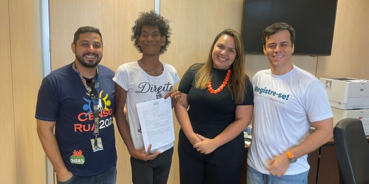 Ação Judicial inédita concede retificação de nome e sobrenome de mulher trans em situação de rua em Porto Velho