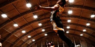 Jogador de Rondônia é contratado para jogar basquete no flamengo