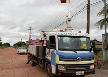 Emdur restaura iluminação em Jaci Paraná após pedido do vereador Jurandir Bengala