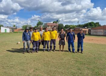 Vereador Wanoel Martins consegue limpeza do campo Mancha Verde na zona leste de Porto Velho