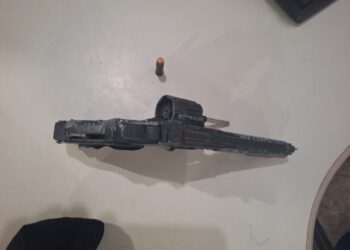 OPERAÇÃO POLICIAL RESULTA NA APREENSÃO DE SIMULACRO E CONDUÇÃO DE SUSPEITOS