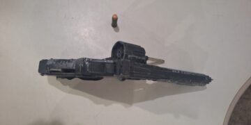 OPERAÇÃO POLICIAL RESULTA NA APREENSÃO DE SIMULACRO E CONDUÇÃO DE SUSPEITOS