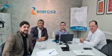 Pedro Fernandes recebe resposta da Energisa sobre melhorias na energia elétrica de Ariquemes