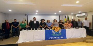 Deputada Sílvia Cristina participa de encontro estadual das Apaes e anuncia R$ 8,3 milhões