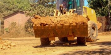 Prefeitura realiza recuperação das estradas em Cujubinzinho e comunidade Terra Santa, área rural do município