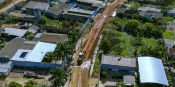 Mais de 40 ruas do bairro Três Marias recebem manutenção e reparos