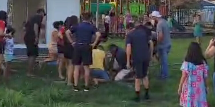 Vídeo: Criança caio em buraco ao brincar em um parque na cidade de Porto Velho
