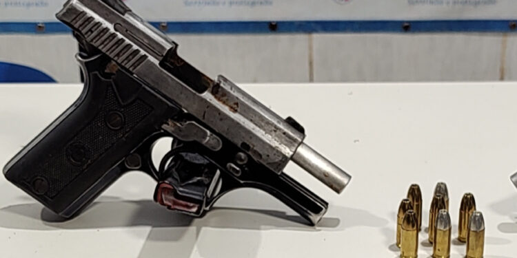 Em repetitivo, STJ vai definir se porte ilegal de arma de uso permitido é crime de mera conduta e perigo abstrato