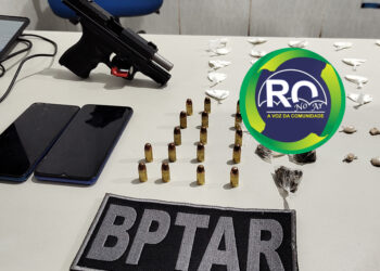 BPTAR : bote certeiro é dois homens foram presos com uma arma de fogo e drogas
