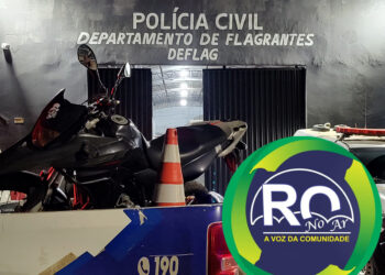 CASAL: Grave acidente deixa uma mulher ferida e piloto da moto preso