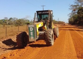 Alan Queiroz solicita manutenção de ponte em estrada no município de Alvorada do Oeste