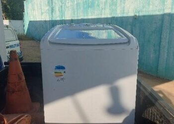 CONHECIDO VENDE: HOMEM É CONDUZIDO POR SUSPEITA DE RECEPTAR UMA MÁQUINA DE LAVAR ROUPAS