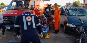 ACIDENTE: Quatro veículos se envolve em um acidente de trânsito