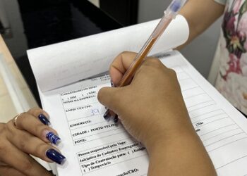Grande rede de restaurantes espera por candidatos à vaga de atendimento até esta quinta-feira (20)