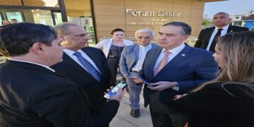 Ministro Barroso visita Fórum Digital de Rondônia e segue para Humaitá