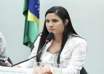 Comissão aprova atendimento prioritário à mulher que sofre aborto