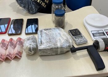 PM E PC CUMPREM MANDADOS E APREENDE DROGAS EM OPERAÇÃO CONJUNTA