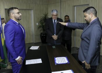 Deputado Jesuíno Boabaid toma posse na Assembleia Legislativa