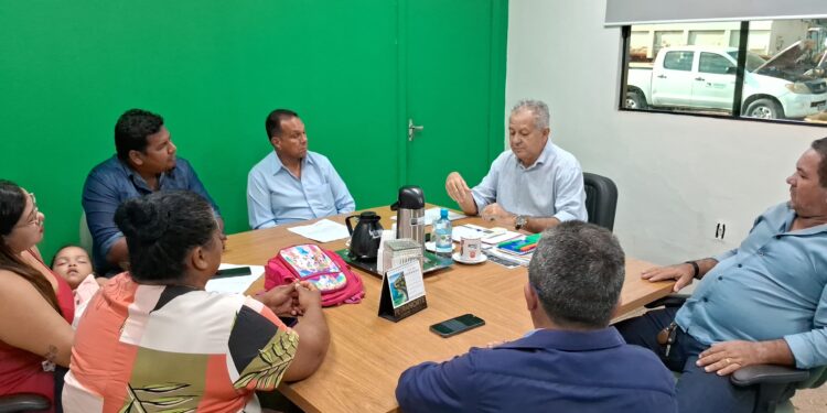 Vereador Bengala discute demandas do setor chacareiro com Secretário da SEMAGRIC