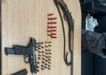 RAQUELINE E OUTROS: Operação Policial em Colorado do Oeste Resulta na Prisão de Foragidos e Apreensão de Armas