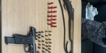 RAQUELINE E OUTROS: Operação Policial em Colorado do Oeste Resulta na Prisão de Foragidos e Apreensão de Armas