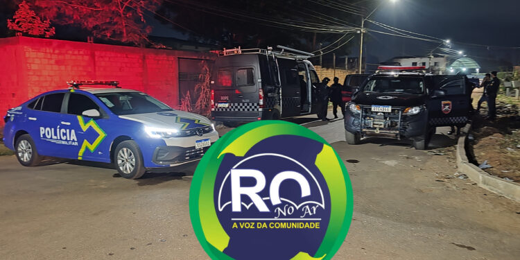 VEJA O VÍDEO: Mulher fugiu de dentro da residência após homem atirar várias vezes e o BOPE inicia negociação