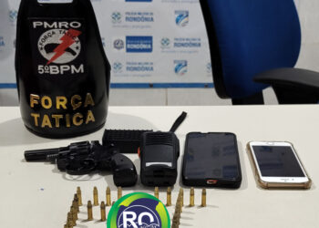 FORÇA TÁTICA: Jovem é preso em frente da casa da vó na mexico