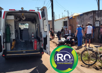 Motociclista é atropelado por carro e moto é arrastada