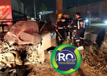 Veja o vídeo: três vítimas ficam presas nas ferragens do veículo em grave acidente de trânsito na BR-364