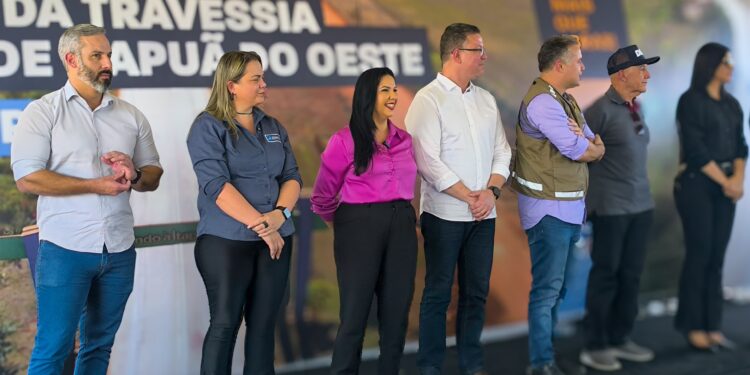 Cláudia de Jesus participa de entrega de obra do governo Lula em Itapuã do Oeste