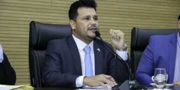 Assembleia aprova novos critérios para contratação de servidores por prazo determinado