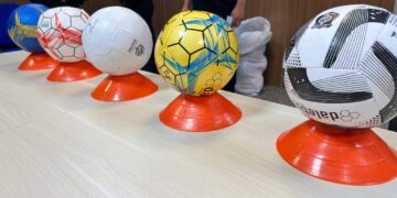 Governo de RO realiza doação de itens esportivos confeccionados pelo projeto Pintando a Liberdade