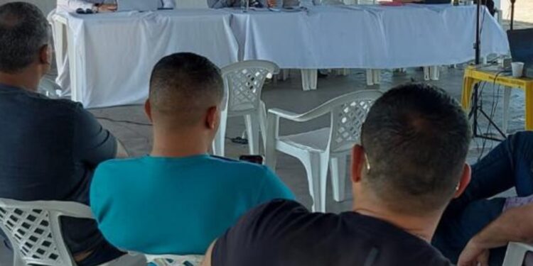 Em Assembleia Geral do Singeperon, categoria decide suspender horas extras e adota novas medidas