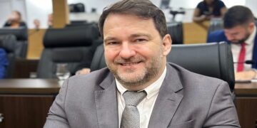 Deputado Alex Redano comemora convênio de R$ 9 milhões para asfalto em Ariquemes