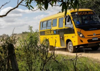 Buritis: Delegado Lucas solicita inclusão da linha rural em rota de ônibus escolar