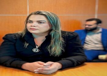 Cláudia de Jesus propõe ampliar benefício de transporte gratuito para idosos e PCDs