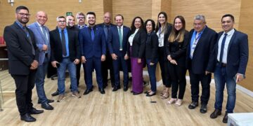 PEC que regula afastamento de servidores públicos no período eleitoral é aprovada na Alero