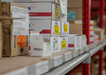 Quatro farmácias municipais abrem neste sábado (20) para retirada de medicamentos de saúde mental