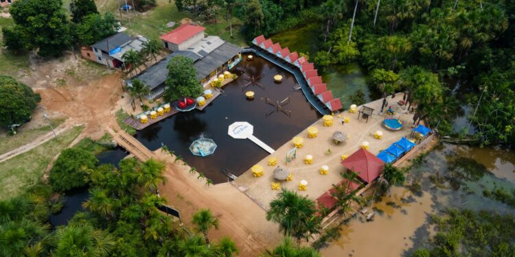 Rota das Águas sugere opções de lazer em balneários, pousadas e flutuantes