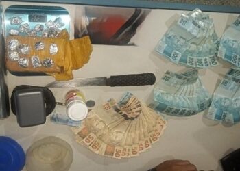 FORÇA TÁTICA: IDOSO DO TRAFICO É PRESO
