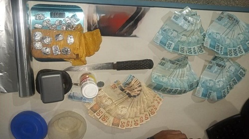 FORÇA TÁTICA: IDOSO DO TRAFICO É PRESO