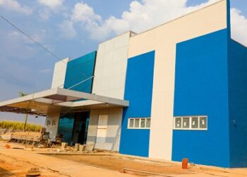 Reforma no Hospital Regional de Guajará-Mirim segue com avanços na área de acabamentos