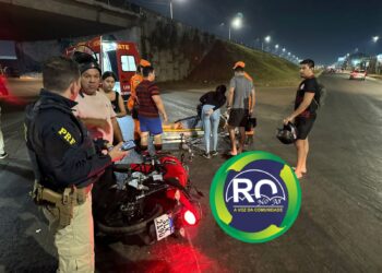 Motociclista é socorrido após acidente de trânsito