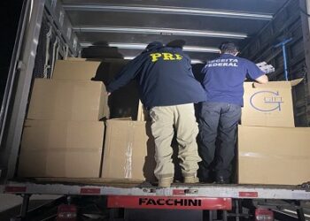 PRF, PF e Receita Federal apreendem 3,2 milhões de cigarros contrabandeados em mais uma operação conjunta