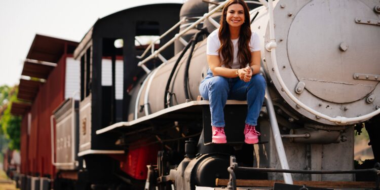 Mariana Carvalho assegura recursos para a sinalização de atrativos turísticos em Porto Velho