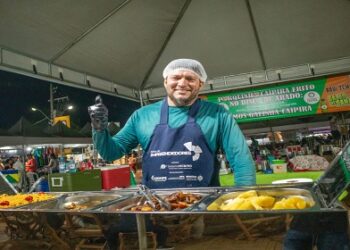 Feira do Empreendedor está presente na Expovel com exposição de produtos regionais e shows de artistas locais
